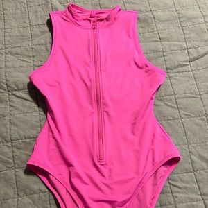 Skims Zip Front Sleeveless